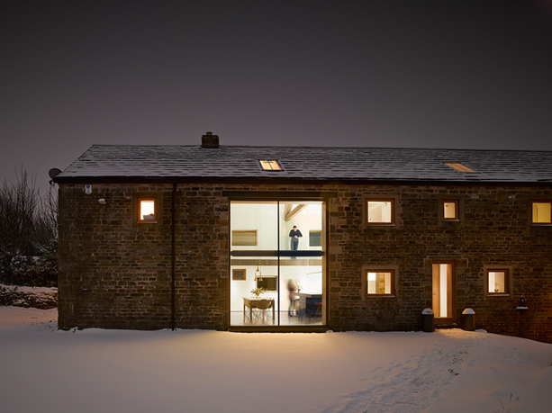 16th Century Barn Conversion By Snook Architects Opumo Magazine