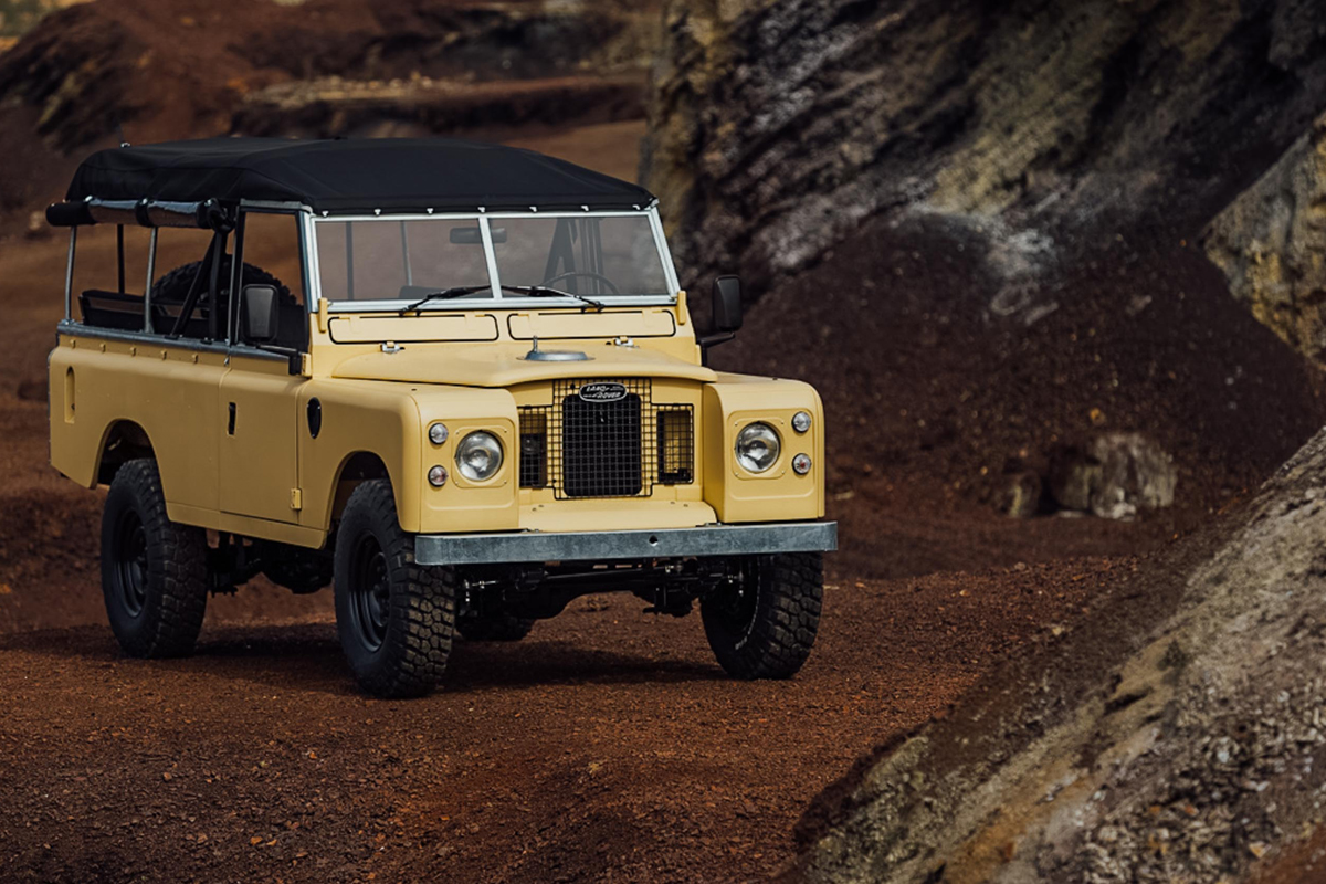 land-rover-defender-2