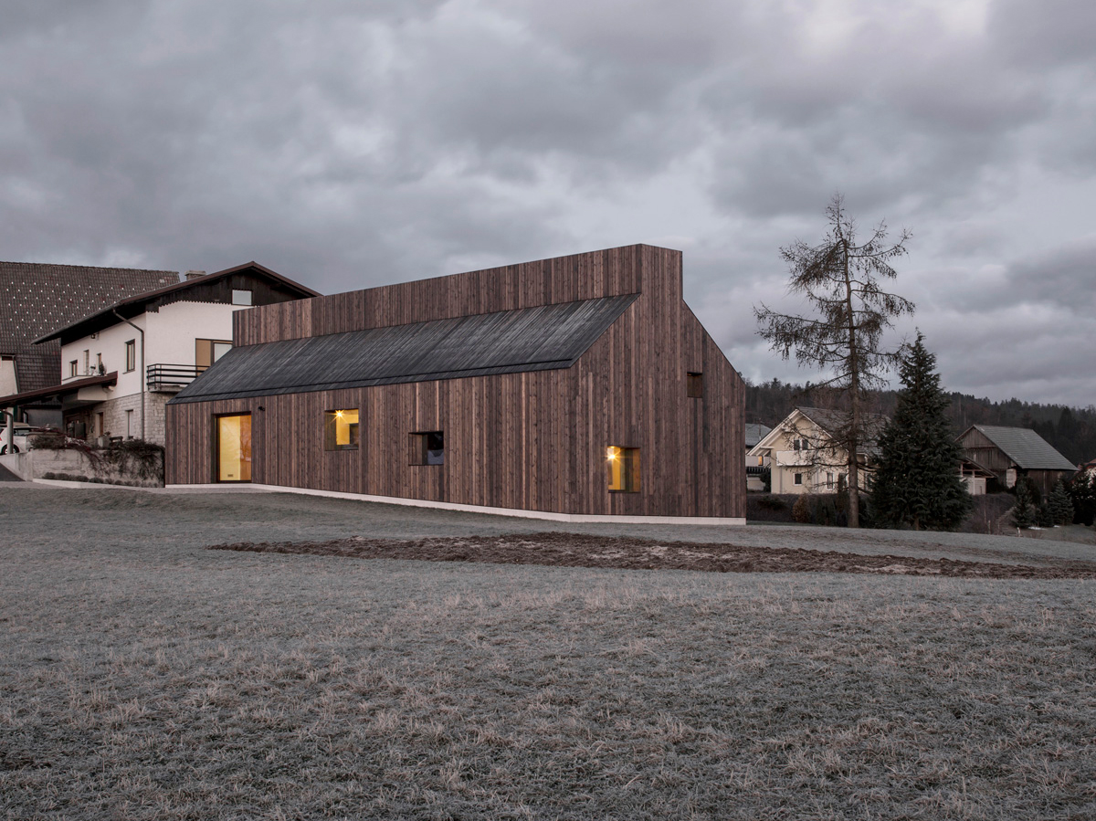 CHIMNEY-HOUSE-photo-Flavio-Coddou-2