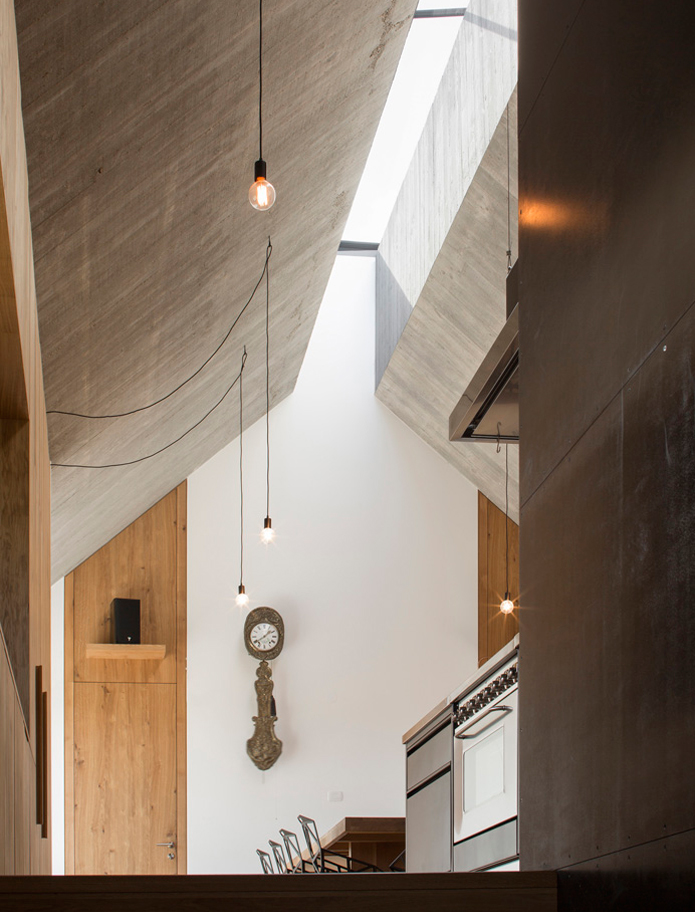 CHIMNEY-HOUSE-photo-Flavio-Coddou-4