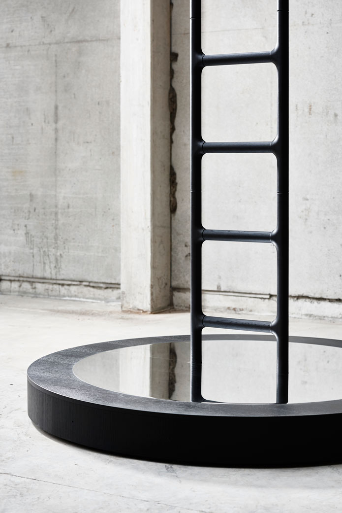 Snohetta’s-Free-Standing-Portal-2