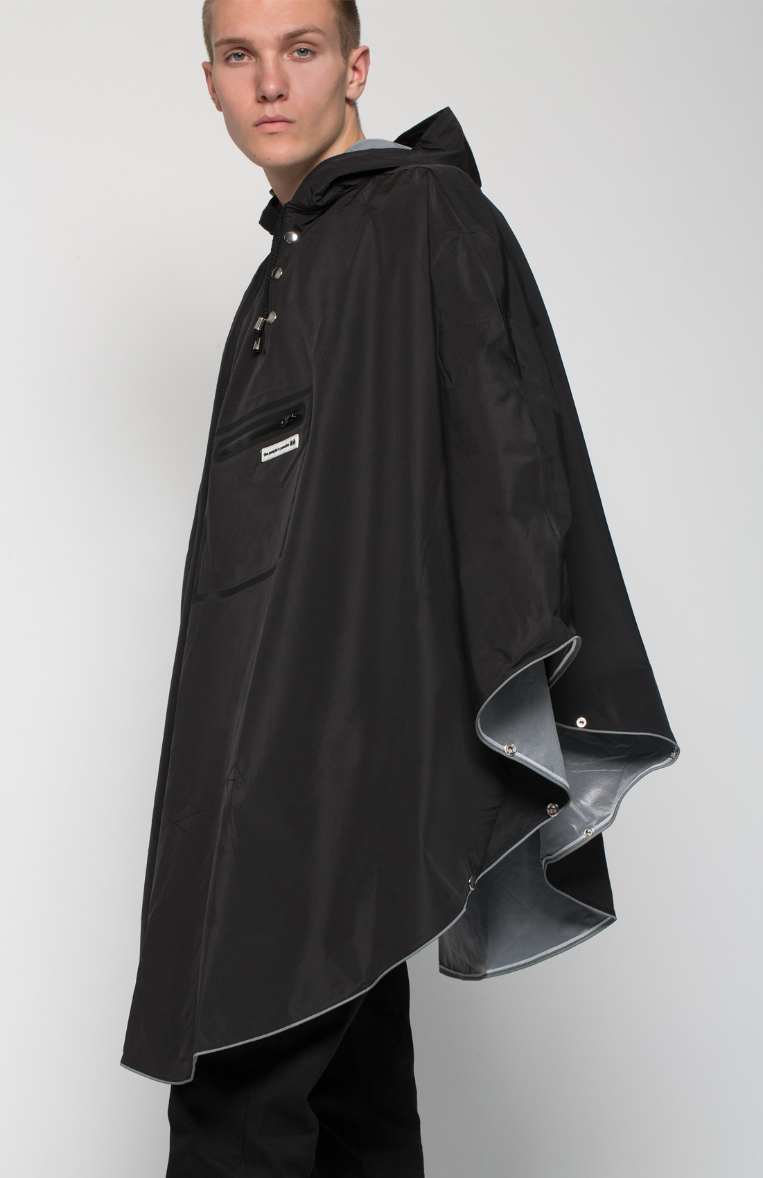 OPUMO-Peoples-Ponchos-Black