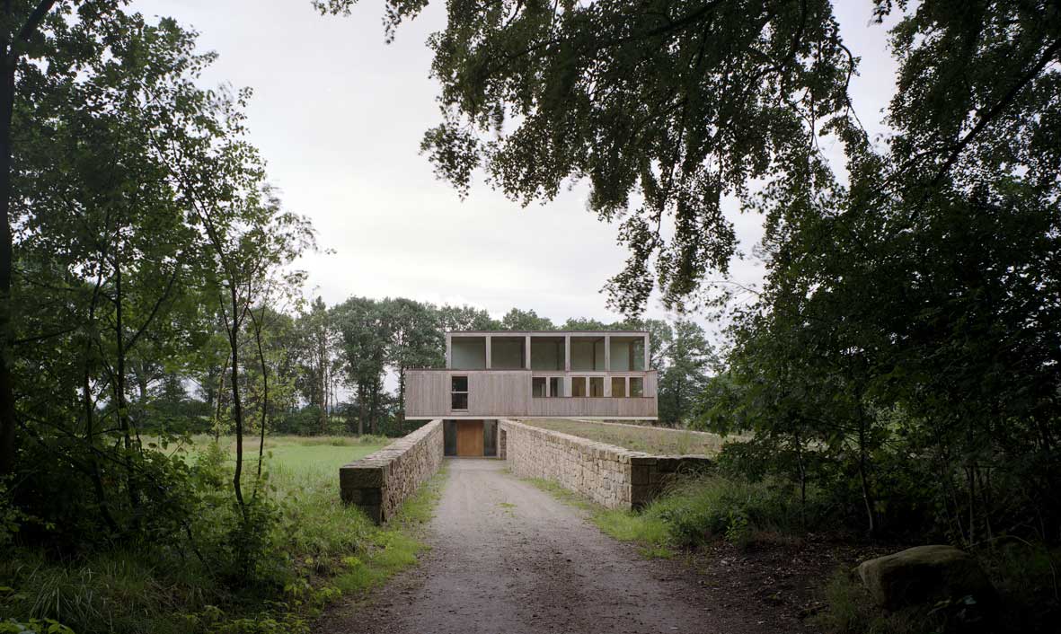 The-Valkenberg-Estate-by-Ard-de-Vries-Architecten-5