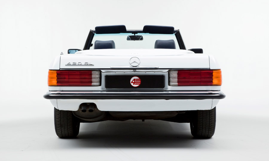 OPUMO-Why-This-Mercedes-420-SL-Is-Our-Favourite-Summer-Convertible-2