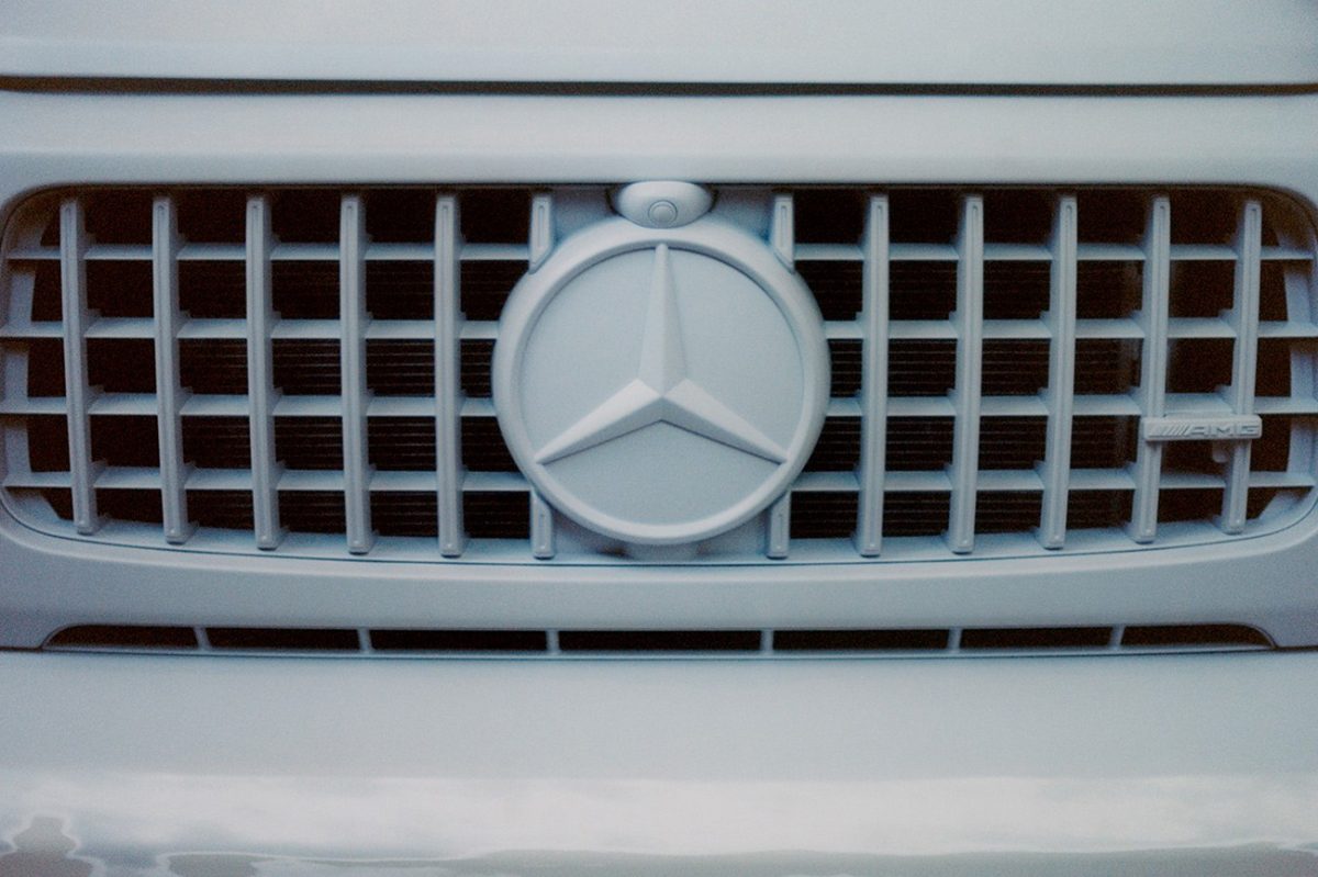 Five Ways to Kill Your Mercedes Dashboard's Coffee Cup Light Five Ways to Kill Your Mercedes Dashboard's Coffee Cup Light